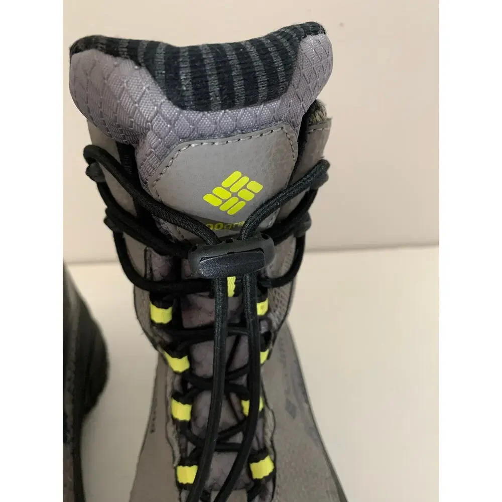 Columbia snow boots waterproof women’s size 4 Youth size 2
